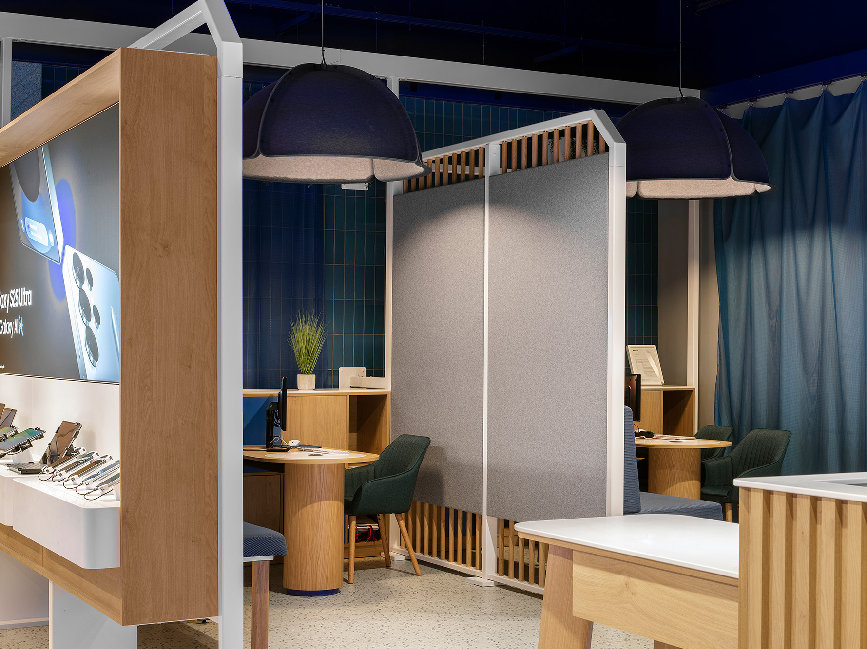 O2 - Connected life - Customer Desks