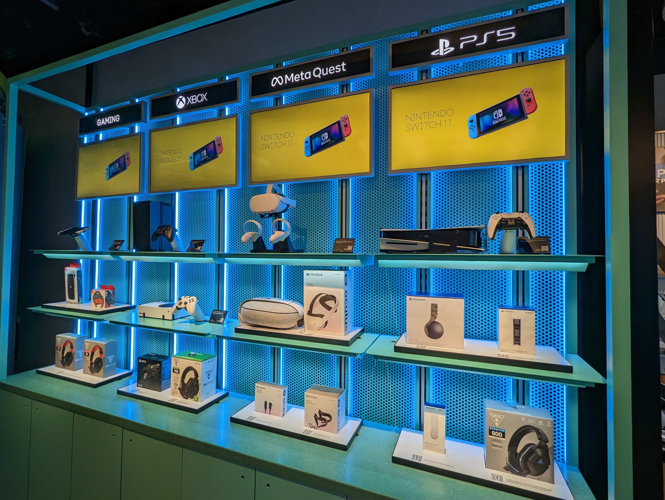 EE - Studio - Solutions Diverse Store Fit