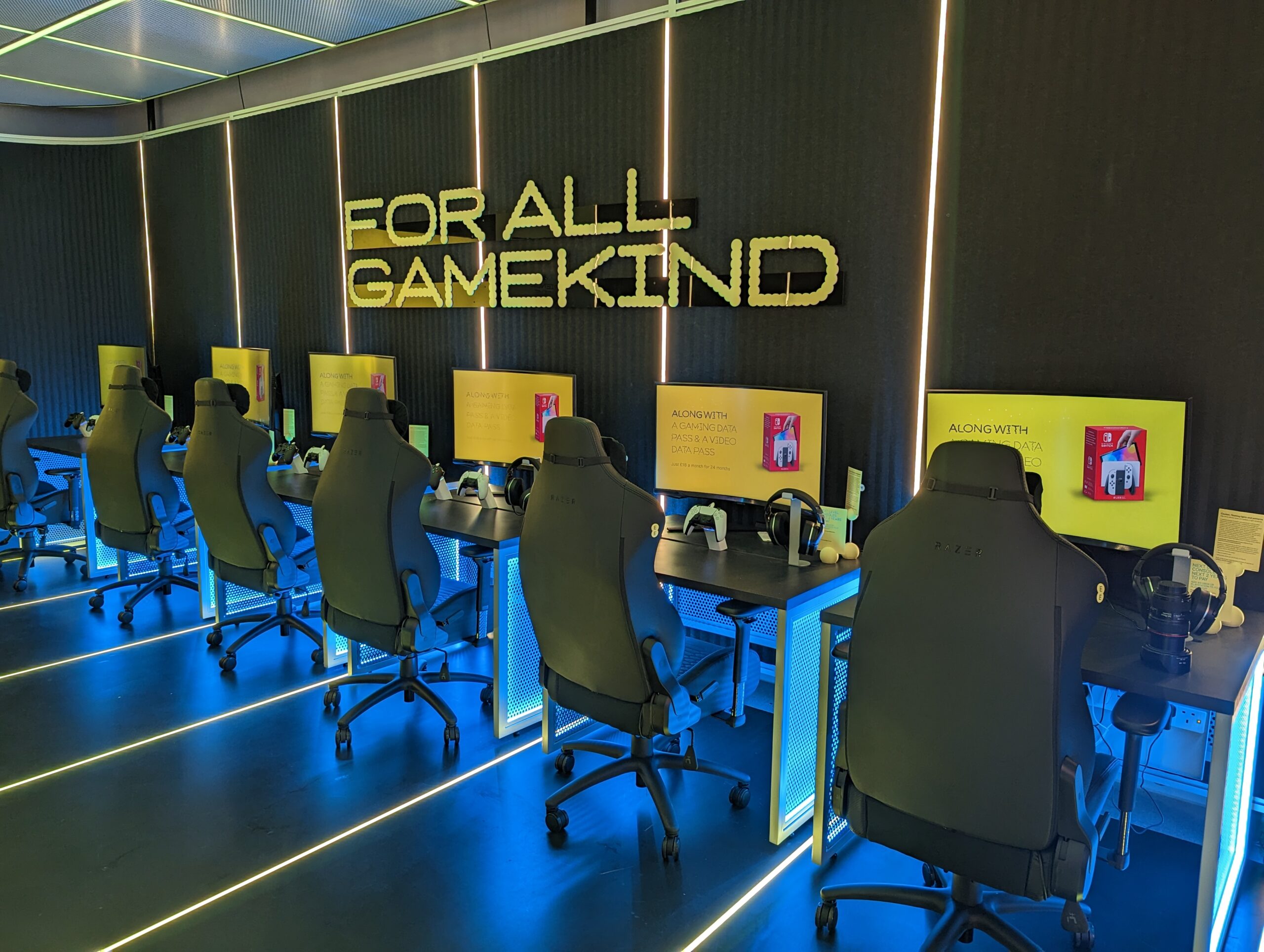 EE - Studio - Solutions Diverse Store Fit