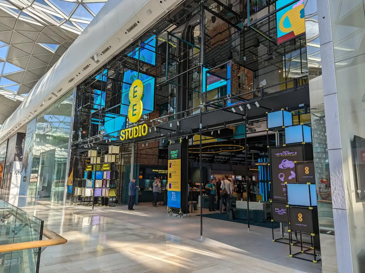 EE - Studio - Solutions Diverse Store Fit